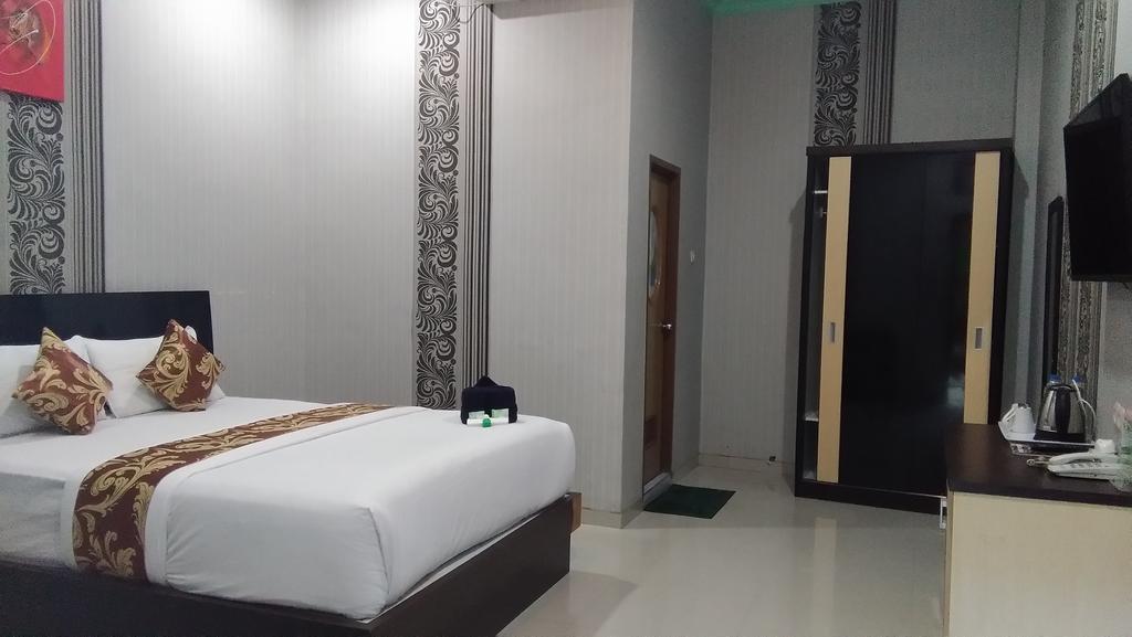 精英酒店 Gorontalo 外观 照片